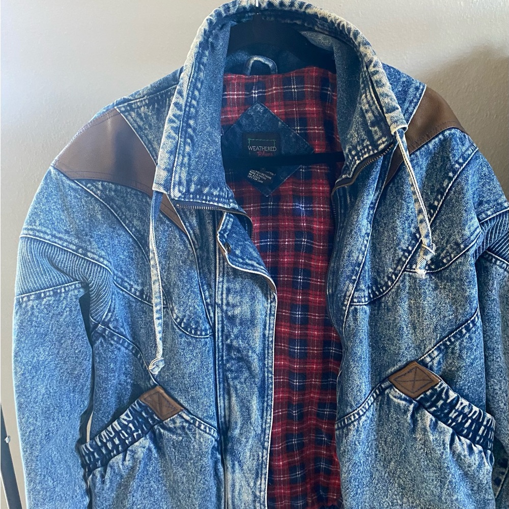 Vintage Weathered Blues acid wash denim jacket